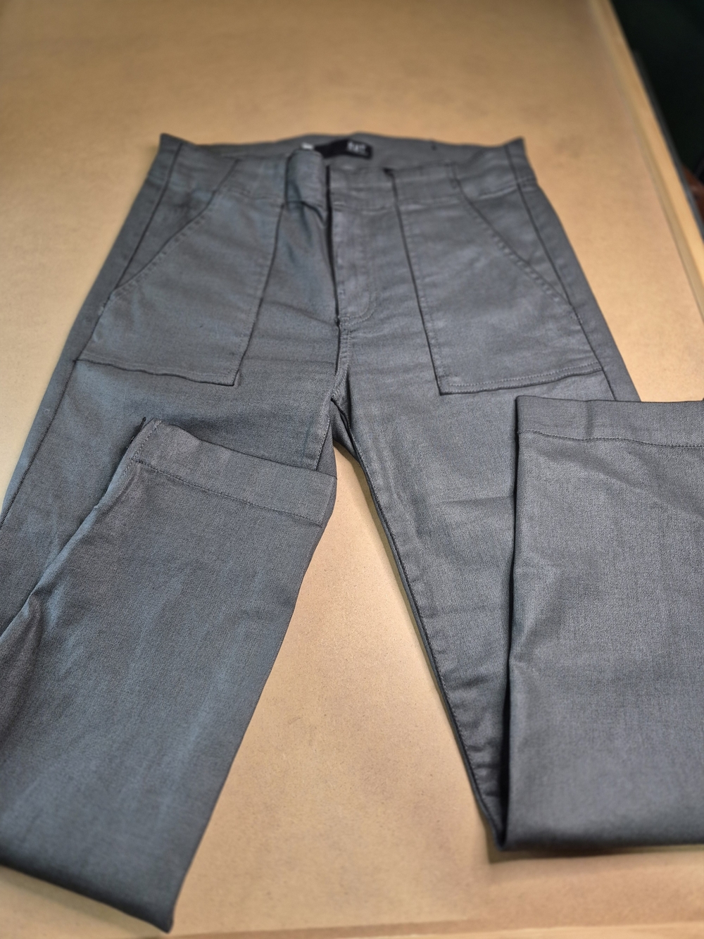 Kut from the Kloth Women's Gray Chino Pants with Front Patch Pockets
